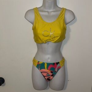 Girls swim wear 2pc bikini top & bottom Calvin Klein